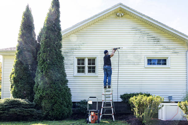 Best Animal Enclosure Cleaning  in Elk Mound, WI